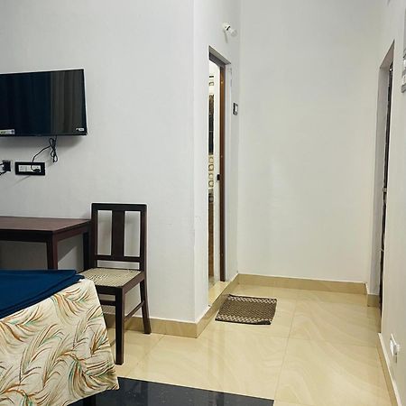 Puthookkadans Mareena Lodge Kottayam Luaran gambar