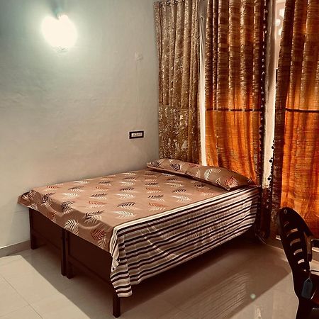 Puthookkadans Mareena Lodge Kottayam Luaran gambar